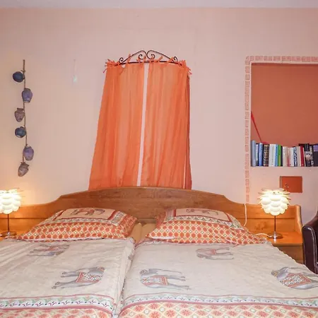 1 Bedroom Amazing Home In Arzberg Holiday home